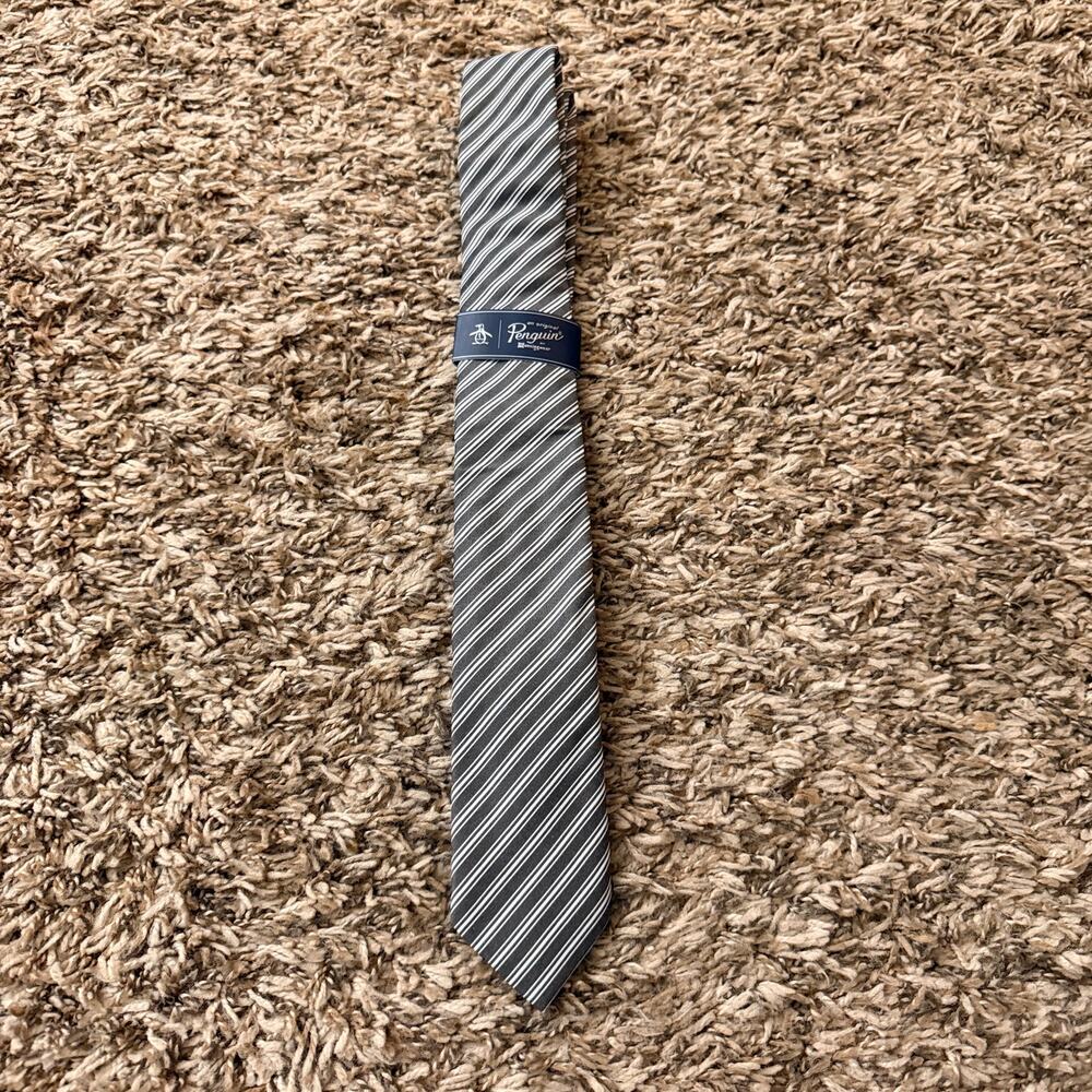 Penguin Tie - NWT